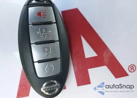 2017 Nissan Titan Xd Platinum Reserve Diesel z USA, uszkodzony, nr VIN 1N6BA1F40HN569125